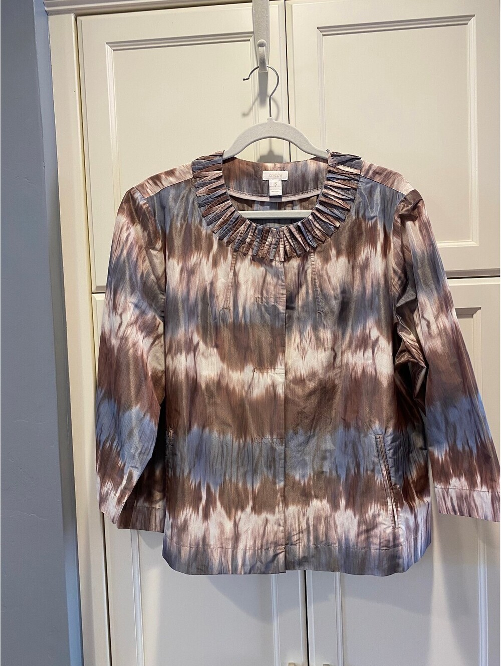 Chico's Women's Size 3 Brown, Blue, Lavender Tie-Dye Jacket with Pleated Collar